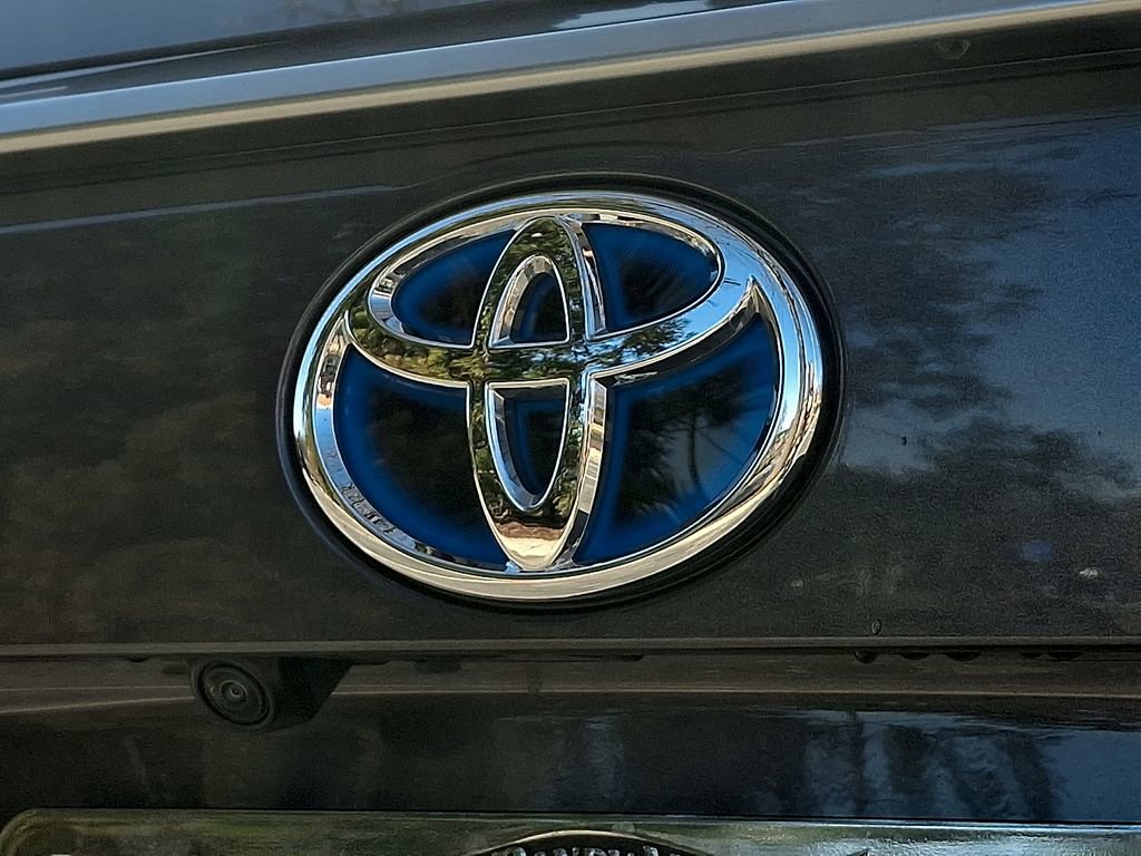 Used 2023 Toyota RAV4 XSE w/ Weather Package image 31