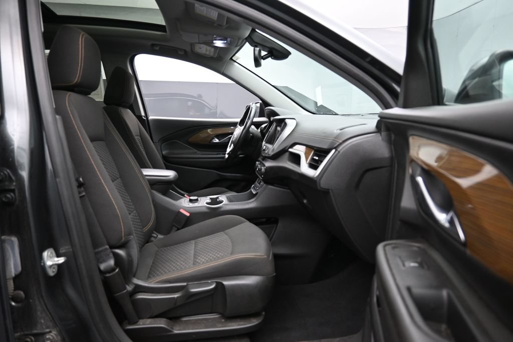 Used 2021 GMC Terrain SLE w/ Driver Convenience Package AWD/4WD image 25