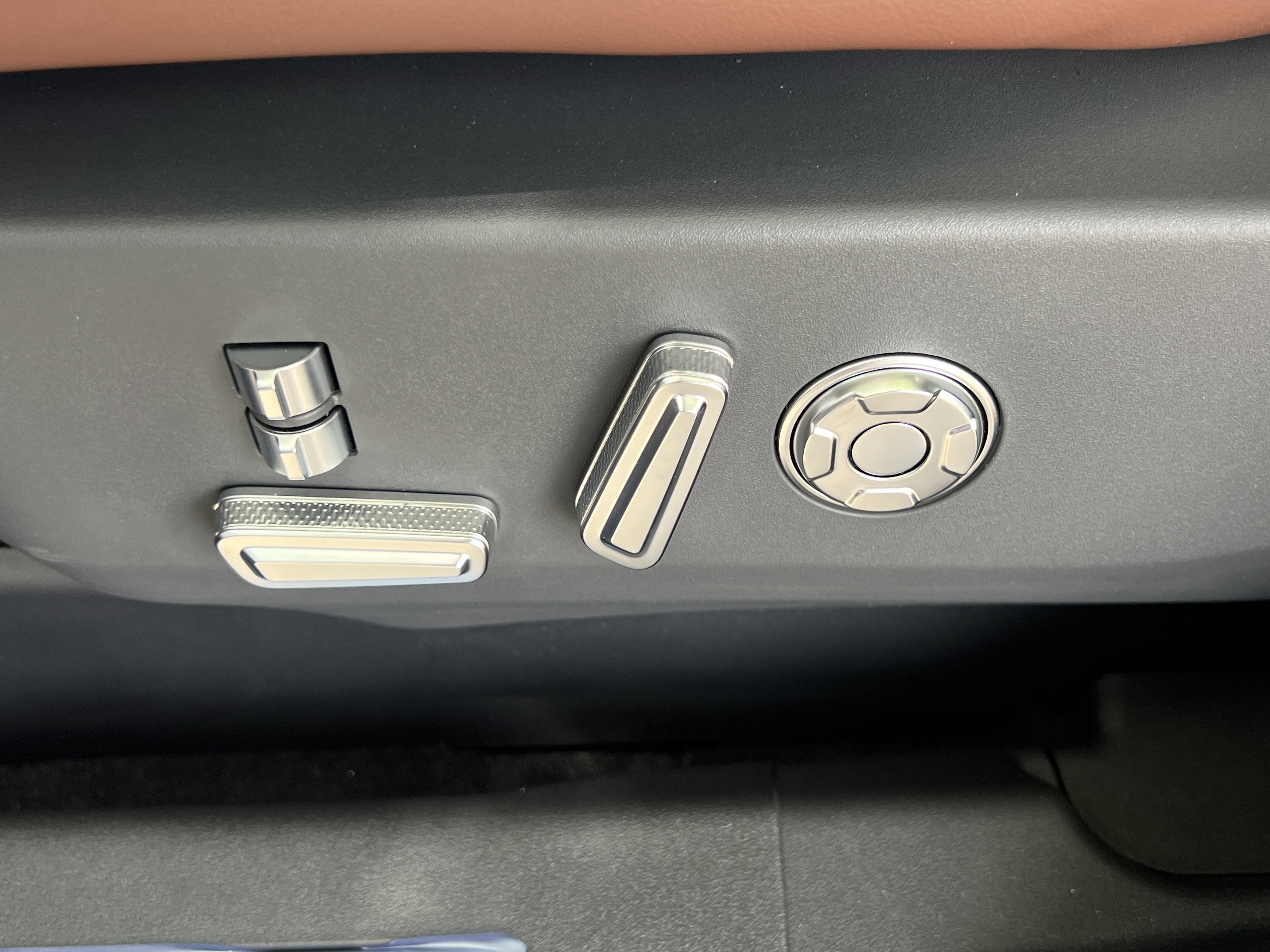 New 2026 Lincoln Nautilus Reserve AWD/4WD image 32