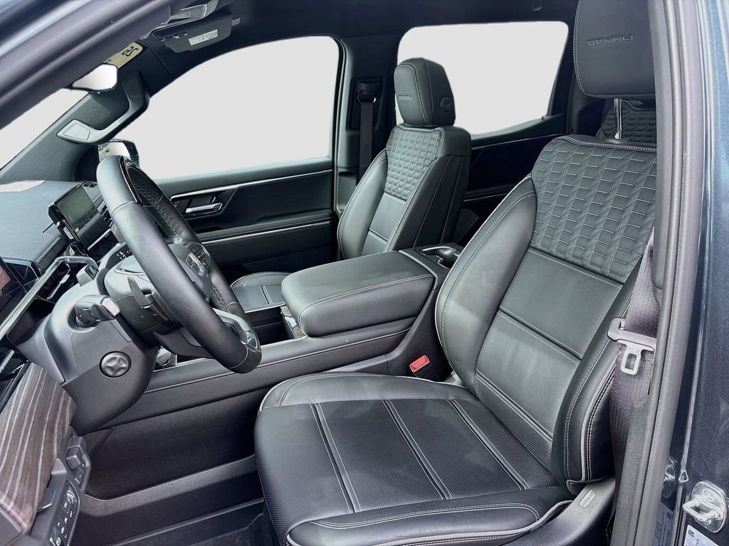Used 2026 GMC Sierra EV Denali AWD/4WD image 22
