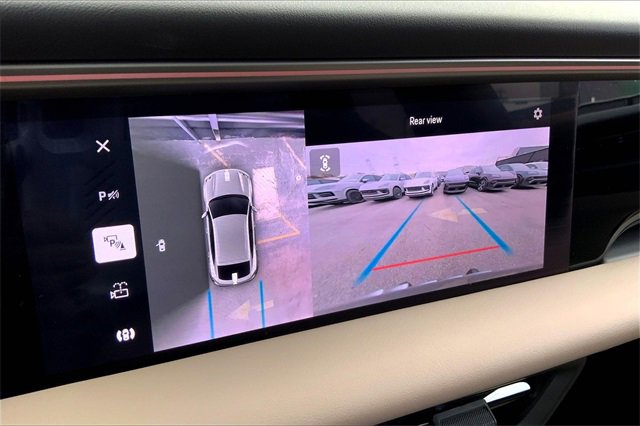 Used 2025 Porsche Macan Electric image 35