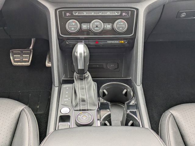Certified 2022 Volkswagen Atlas SEL R-Line image 20