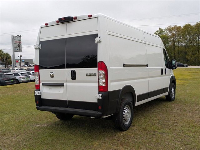 New 2025 RAM ProMaster 2500 image 9