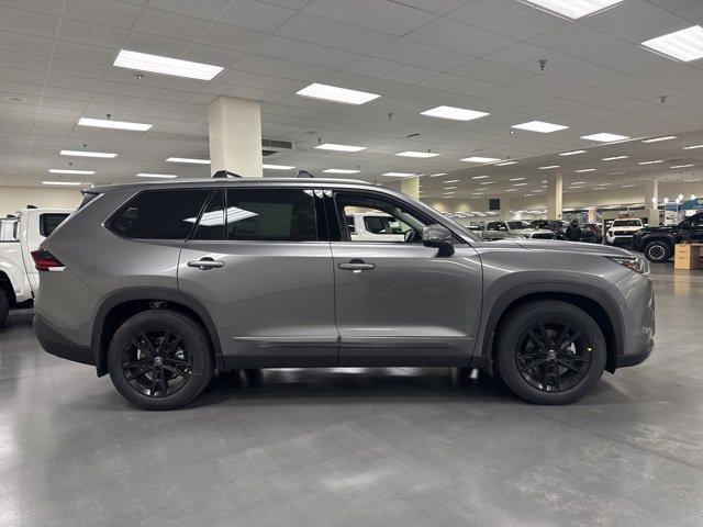 New 2026 Toyota Grand Highlander Platinum image 3