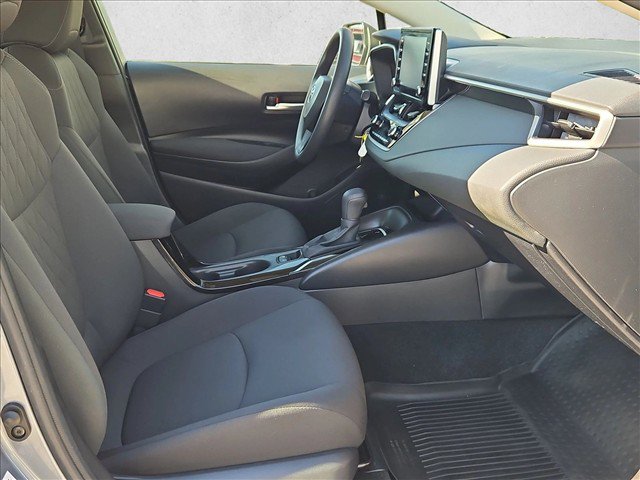 Used 2021 Toyota Corolla LE FWD image 19