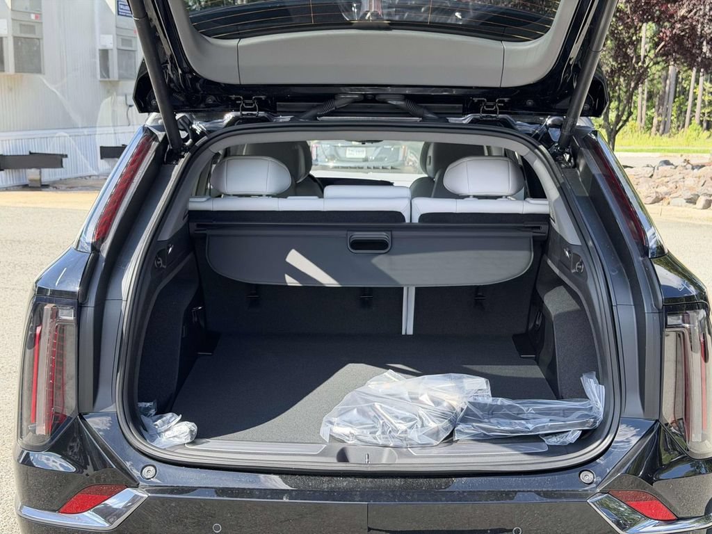 New 2027 Cadillac Optiq Premium Sport AWD/4WD image 12