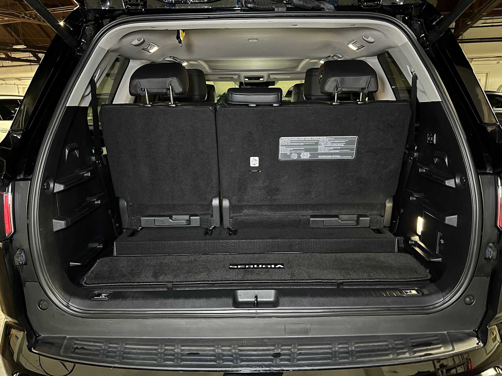 Used 2023 Toyota Sequoia Limited image 16