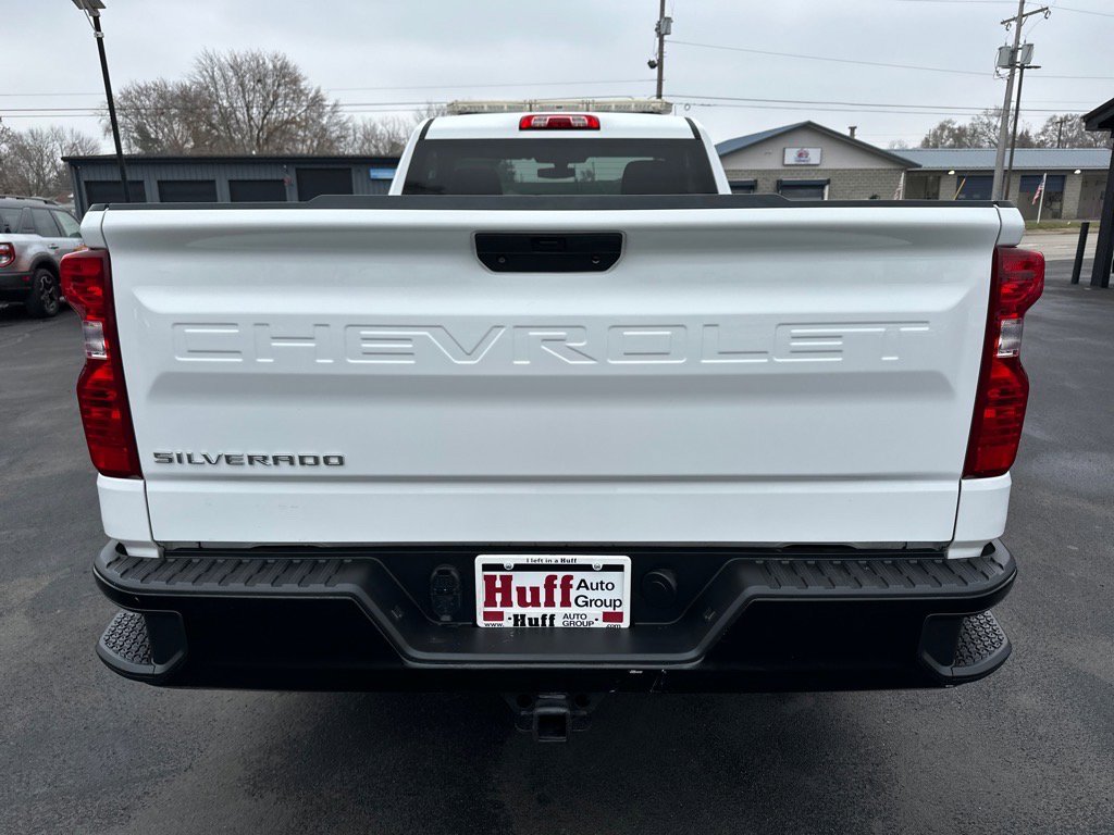 Used 2021 Chevrolet Silverado 1500 W/T w/ WT Value Package image 4