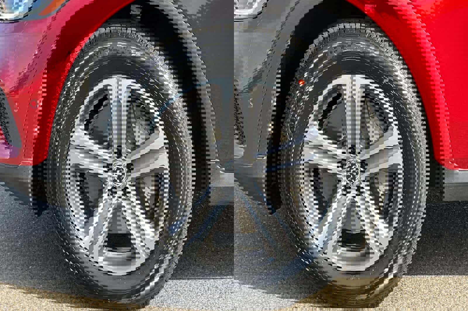 Used 2021 Mercedes-Benz GLC 300 4MATIC image 28