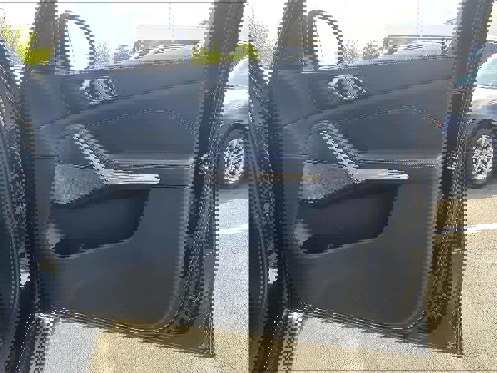 Used 2024 BMW X5 xDrive40i w/ Premium Package image 26