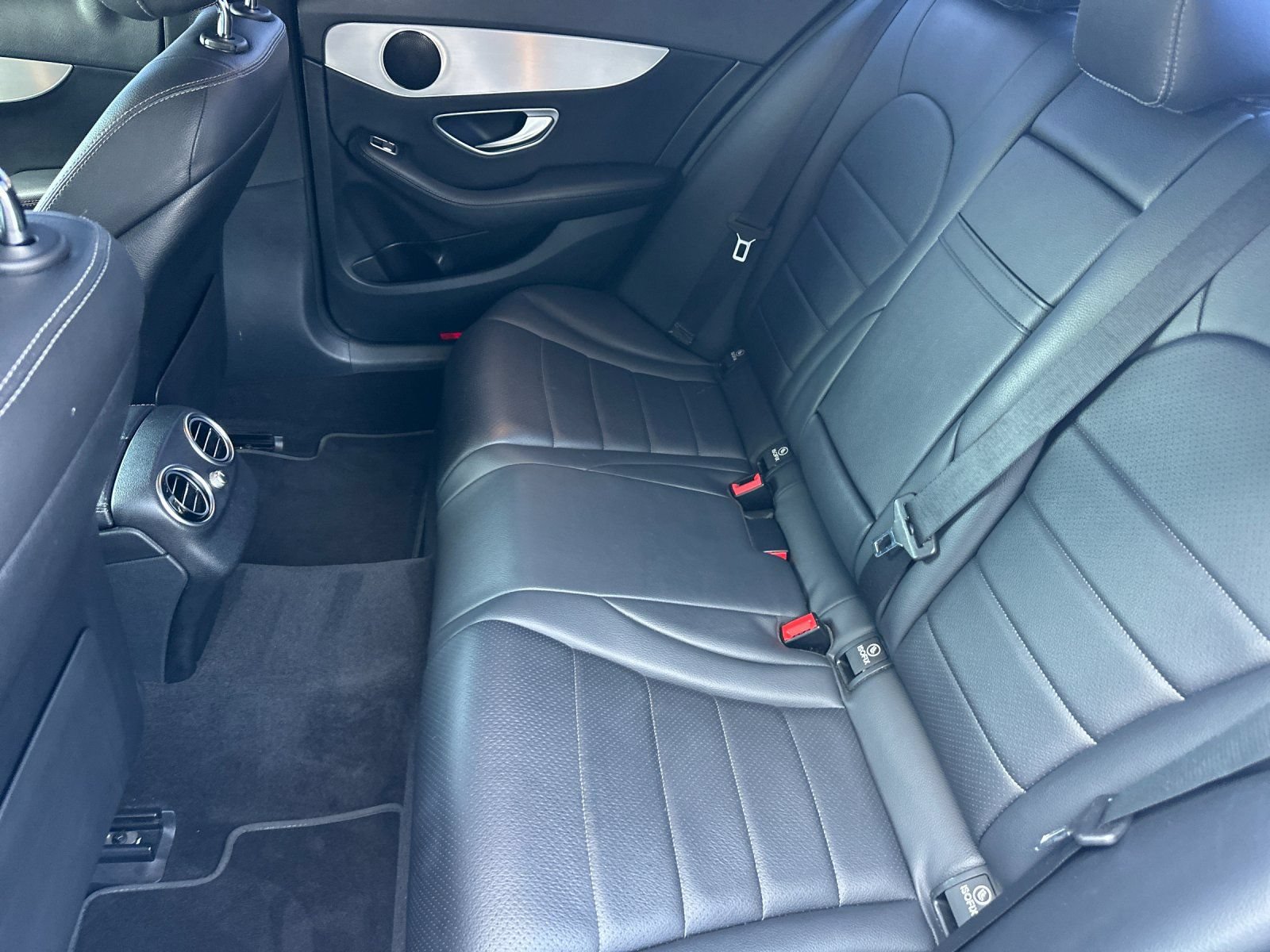 Used 2019 Mercedes-Benz C 300 Sedan image 12