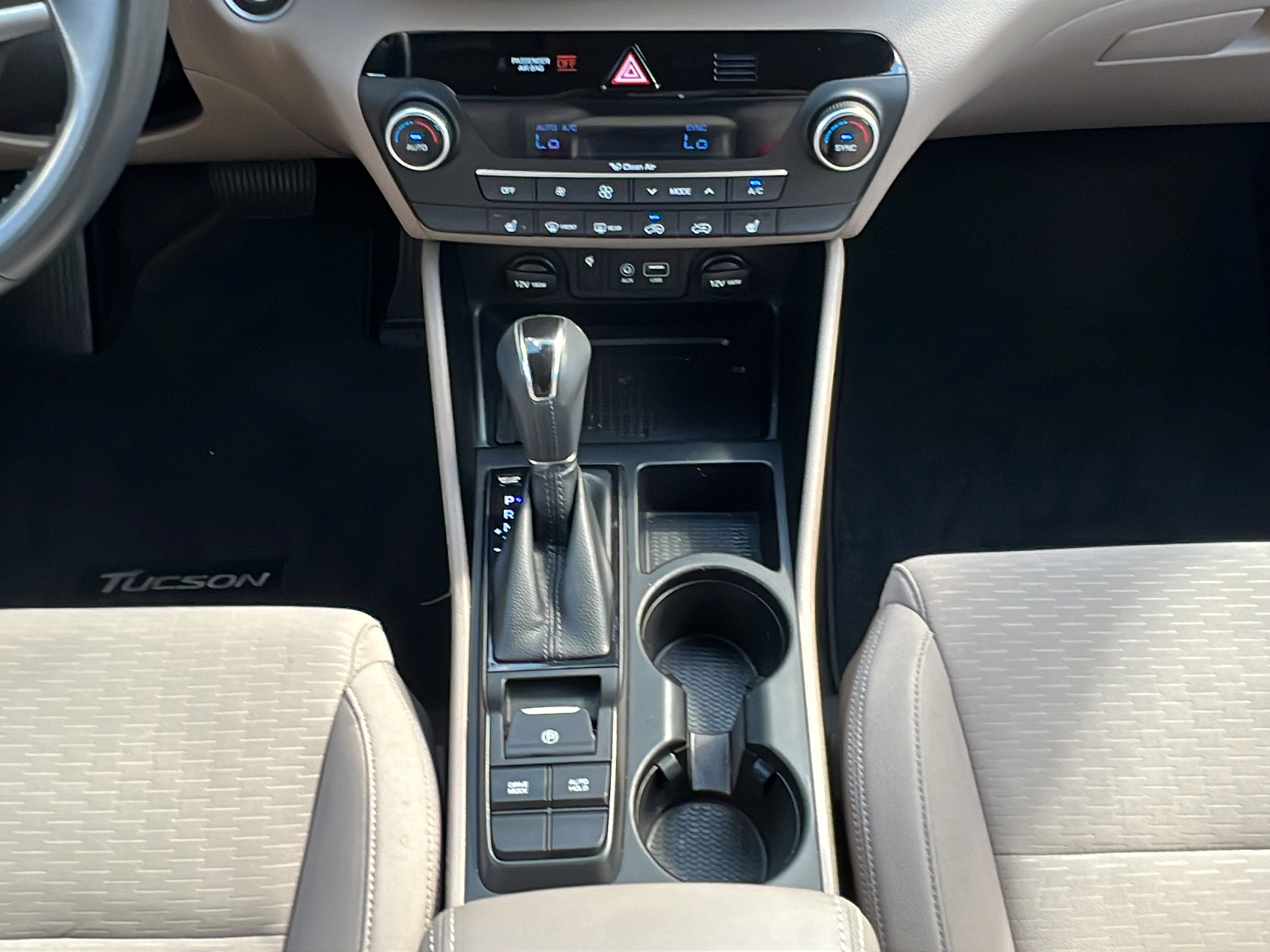 Used 2020 Hyundai Tucson Sport FWD image 15
