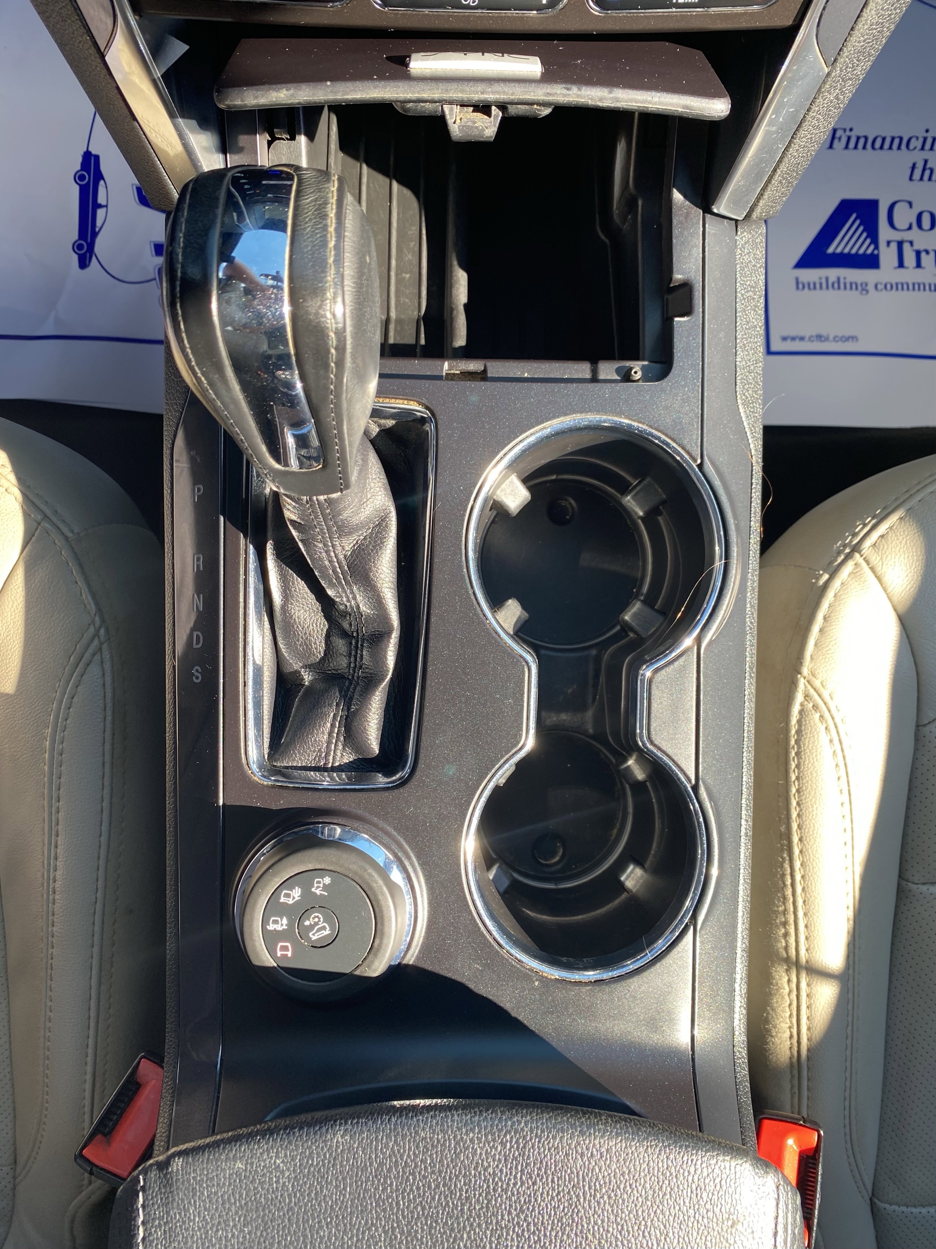 Used 2018 Ford Explorer Limited image 17