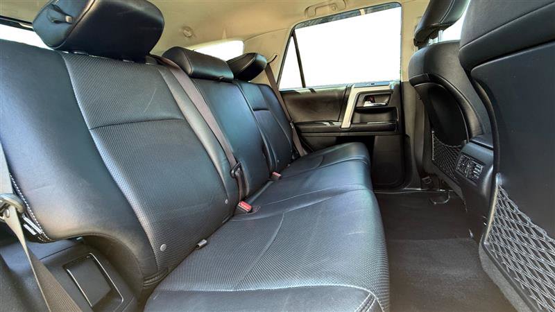 Used 2017 Toyota 4Runner Limited AWD/4WD image 18