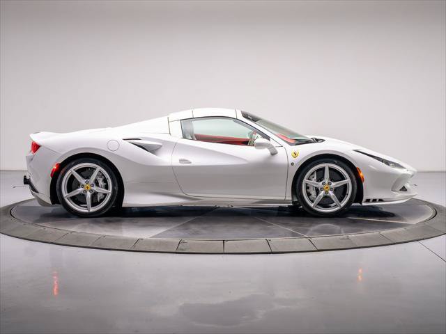 Used 2022 Ferrari F8 Tributo RWD image 14