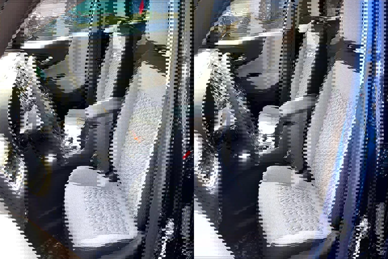 Certified 2023 Chevrolet Equinox LT image 24