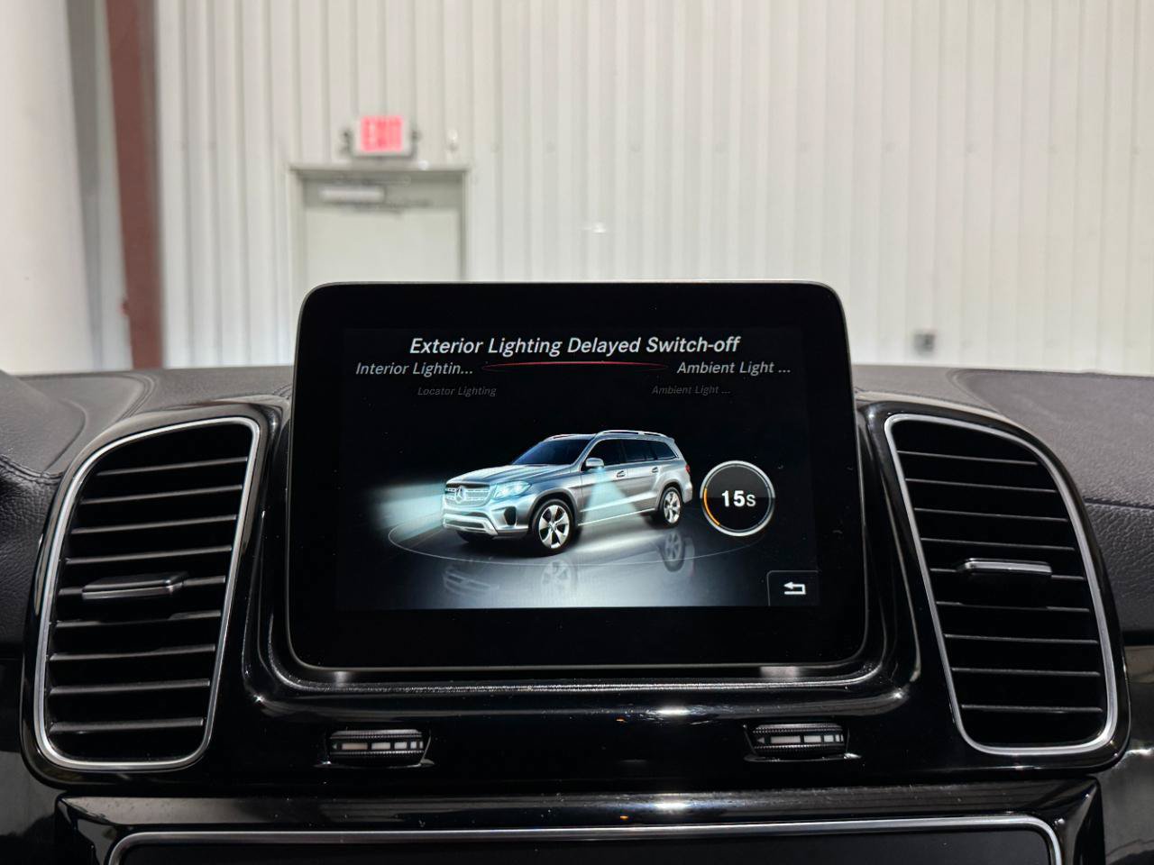 Used 2018 Mercedes-Benz GLS 450 4MATIC image 46