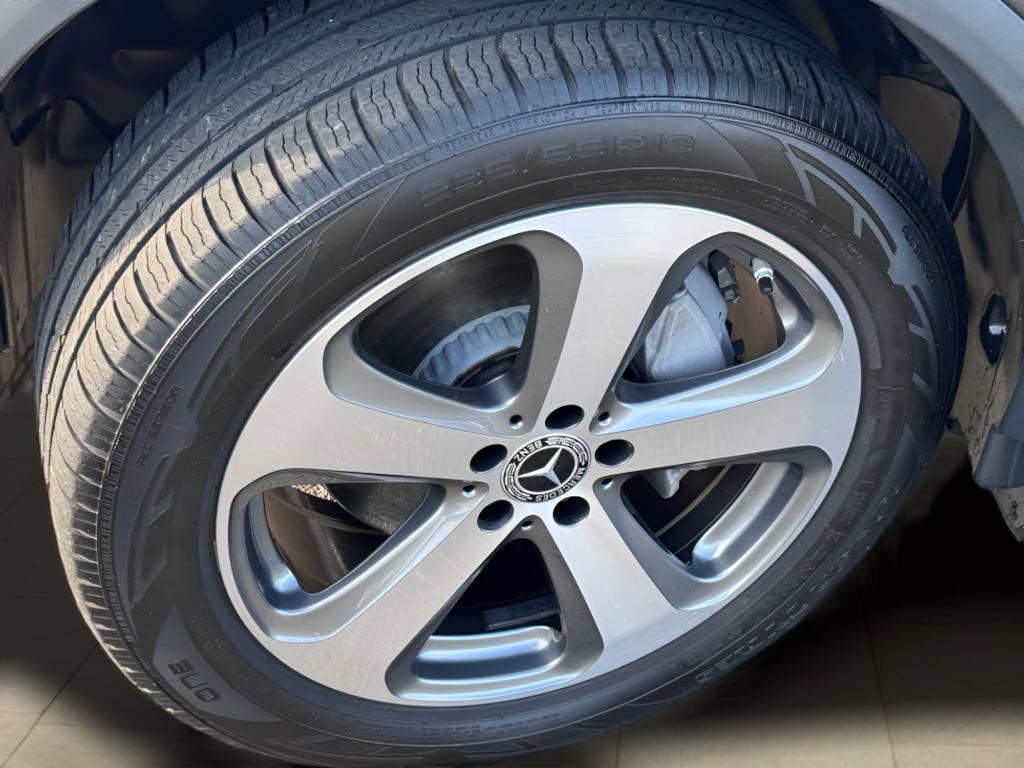 Used 2021 Mercedes-Benz GLC 300 4MATIC image 22