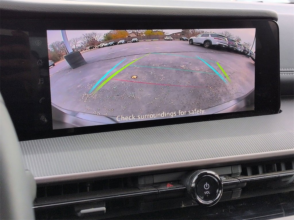 Used 2025 Nissan Murano SV image 13