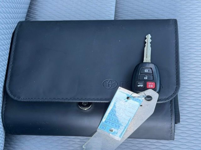 Used 2017 Toyota Corolla LE w/ Carpet Mat Package (TMS) image 36