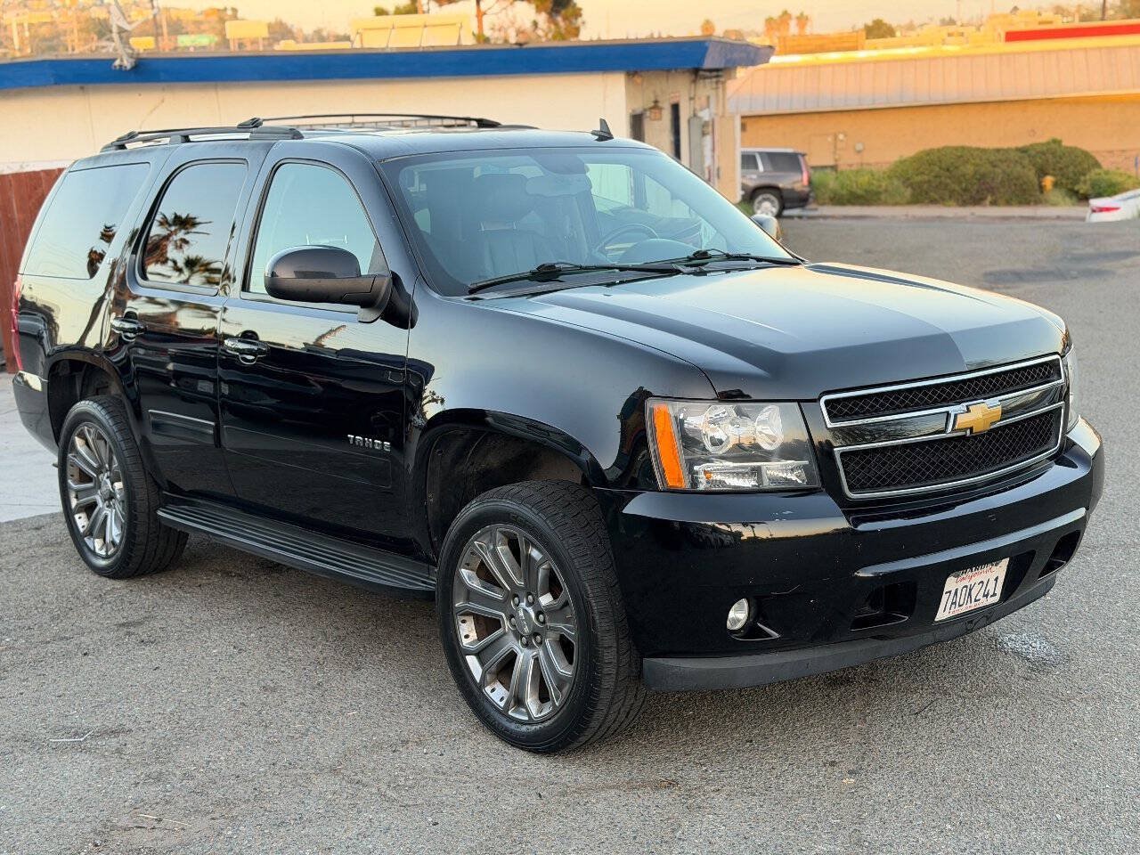Used 2013 Chevrolet Tahoe LT RWD image 19