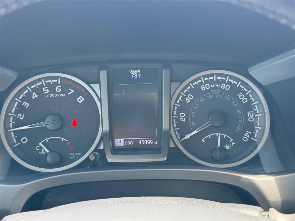 Used 2023 Toyota Tacoma SR5 w/ Technology Package AWD/4WD image 19