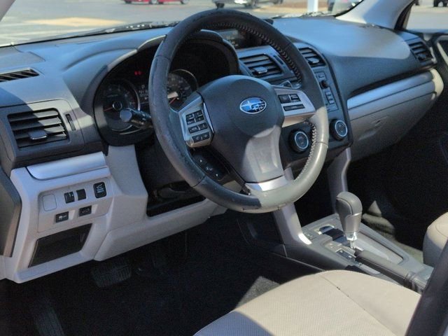 Used 2015 Subaru Forester 2.5i Limited w/ Popular Package #2 AWD/4WD image 9