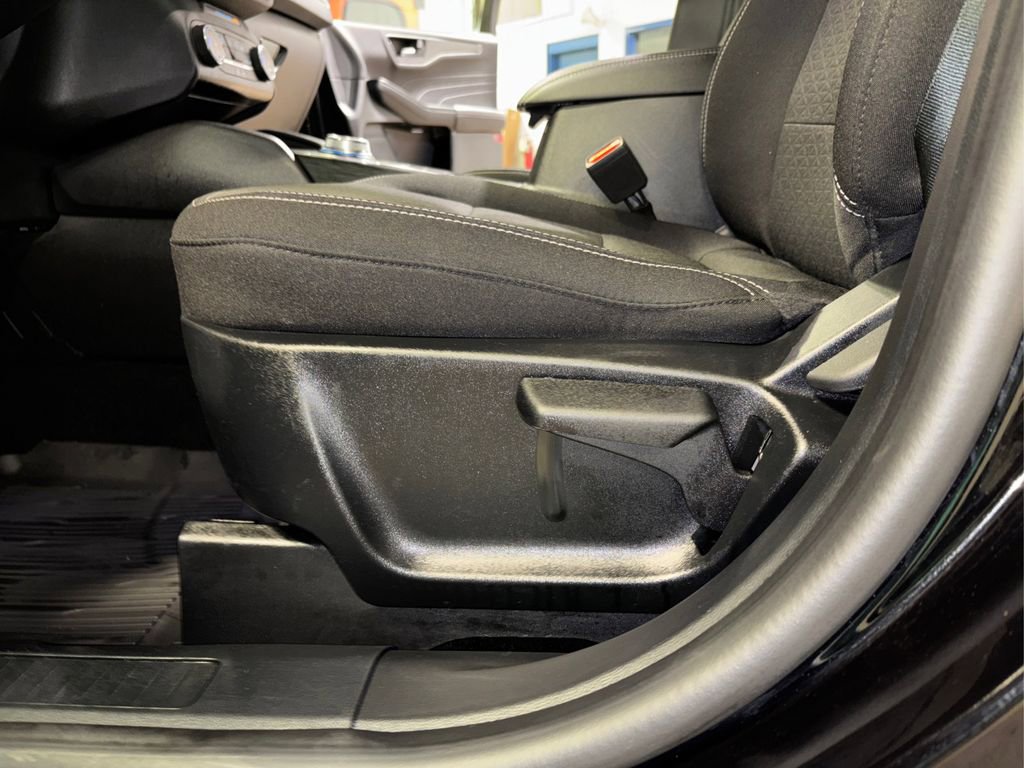 New 2025 Ford Escape Active image 29