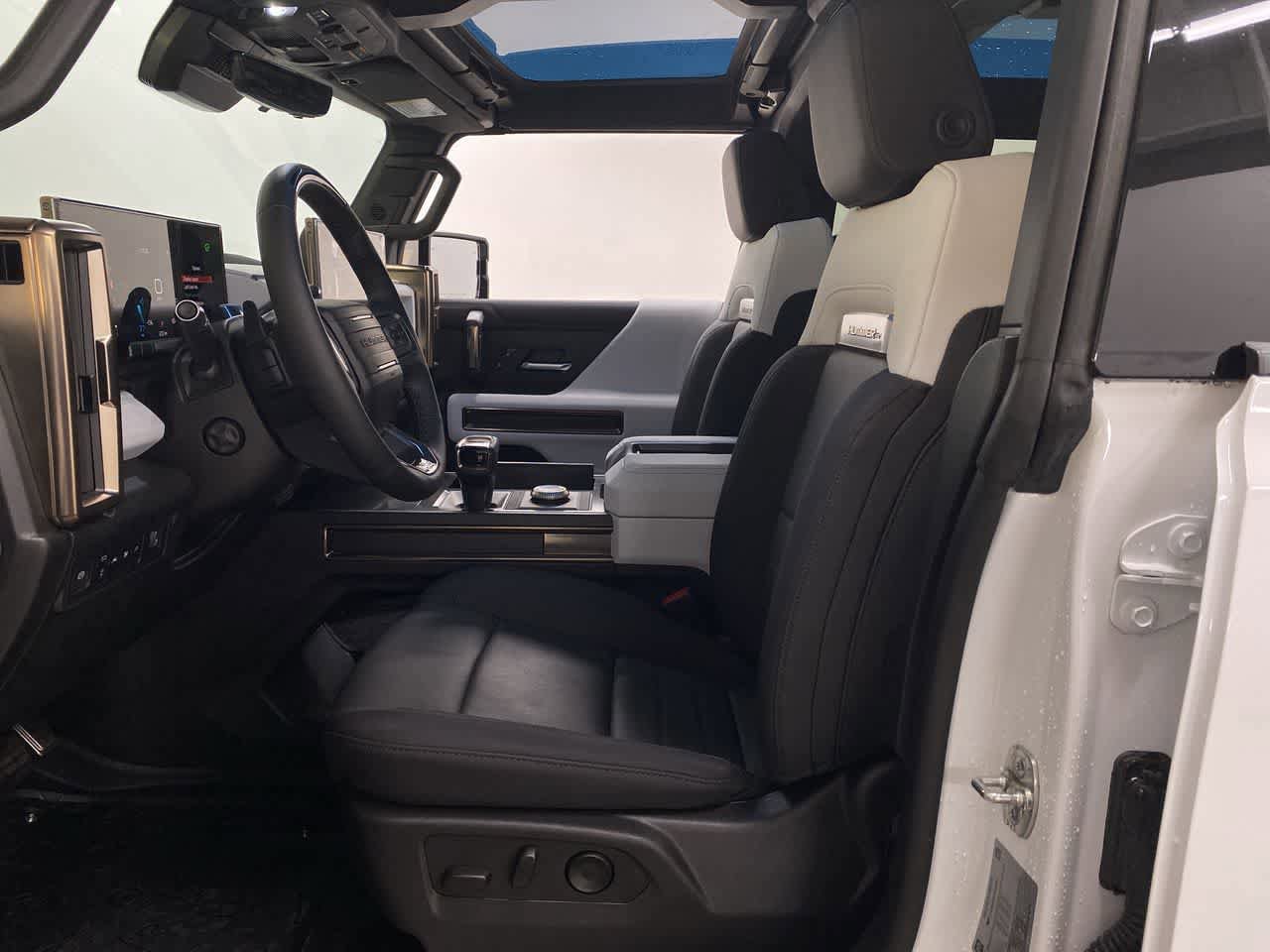 Used 2024 GMC Hummer EV 2X w/ LPO, Sport Package AWD/4WD image 13