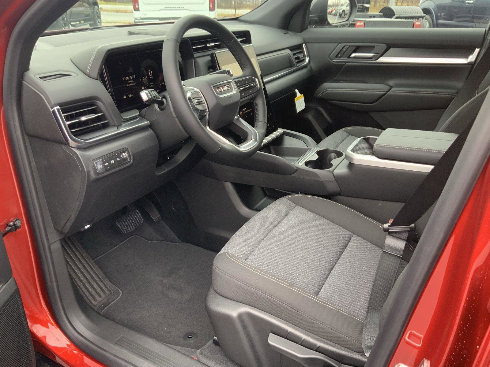 New 2026 GMC Terrain Elevation image 27