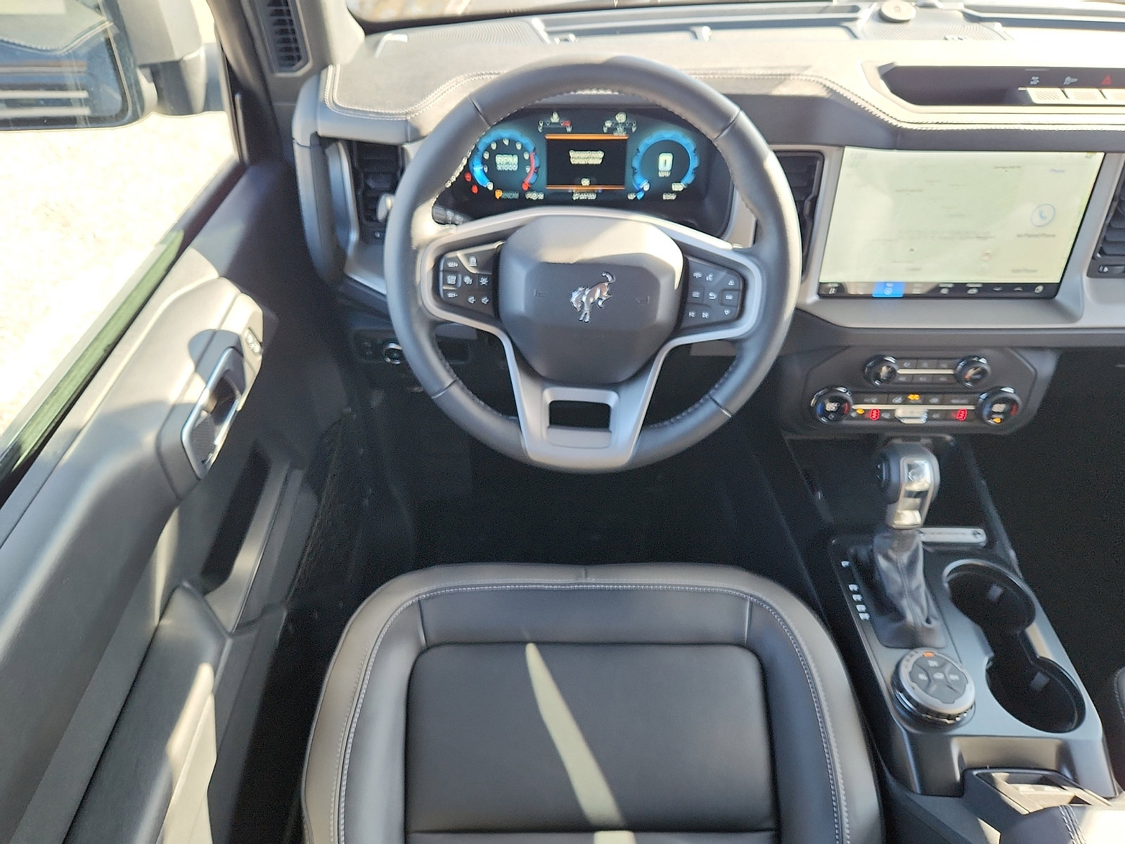 New 2025 Ford Bronco Outer Banks image 7