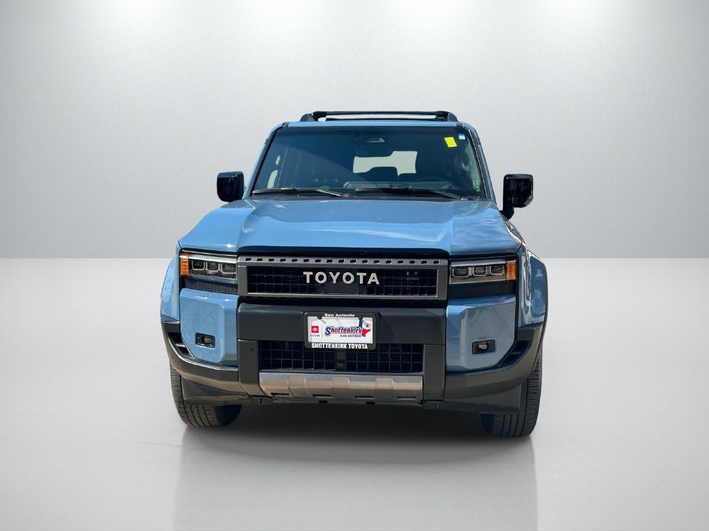 Used 2025 Toyota Land Cruiser AWD/4WD image 2