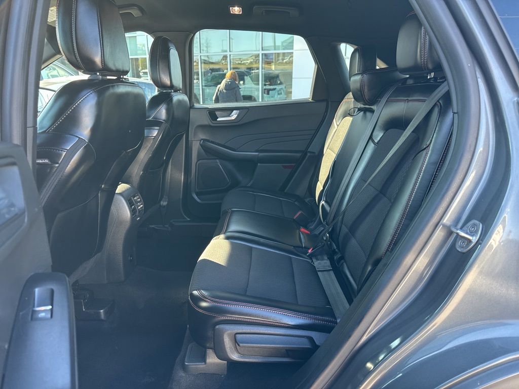 Used 2024 Ford Escape ST-Line w/ Cold Weather Package image 25