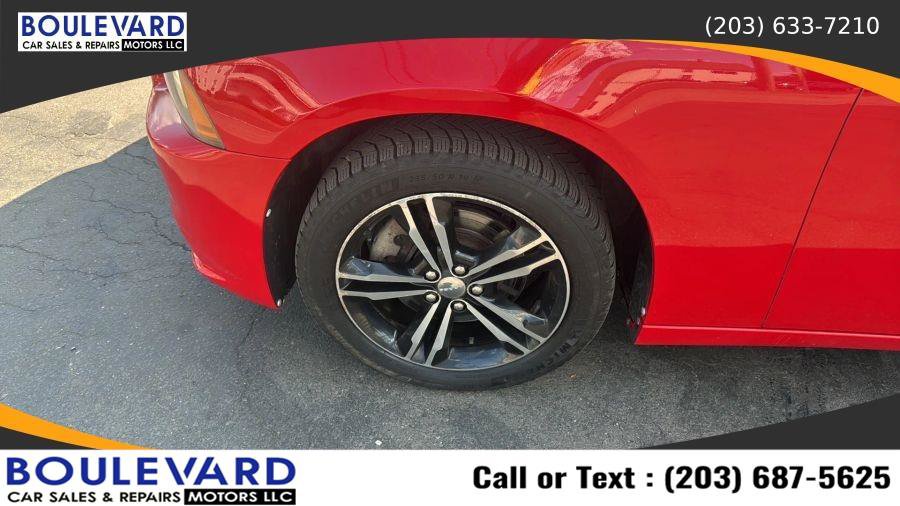 Used 2014 Dodge Charger SXT AWD/4WD image 9