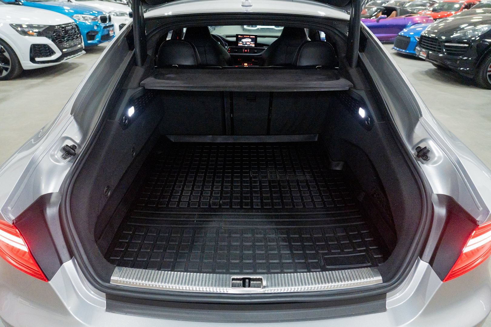 Used 2016 Audi RS 7 Prestige AWD/4WD image 30