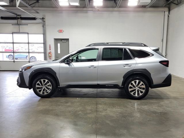 Used 2025 Subaru Outback Premium w/ Popular Package #1A image 9