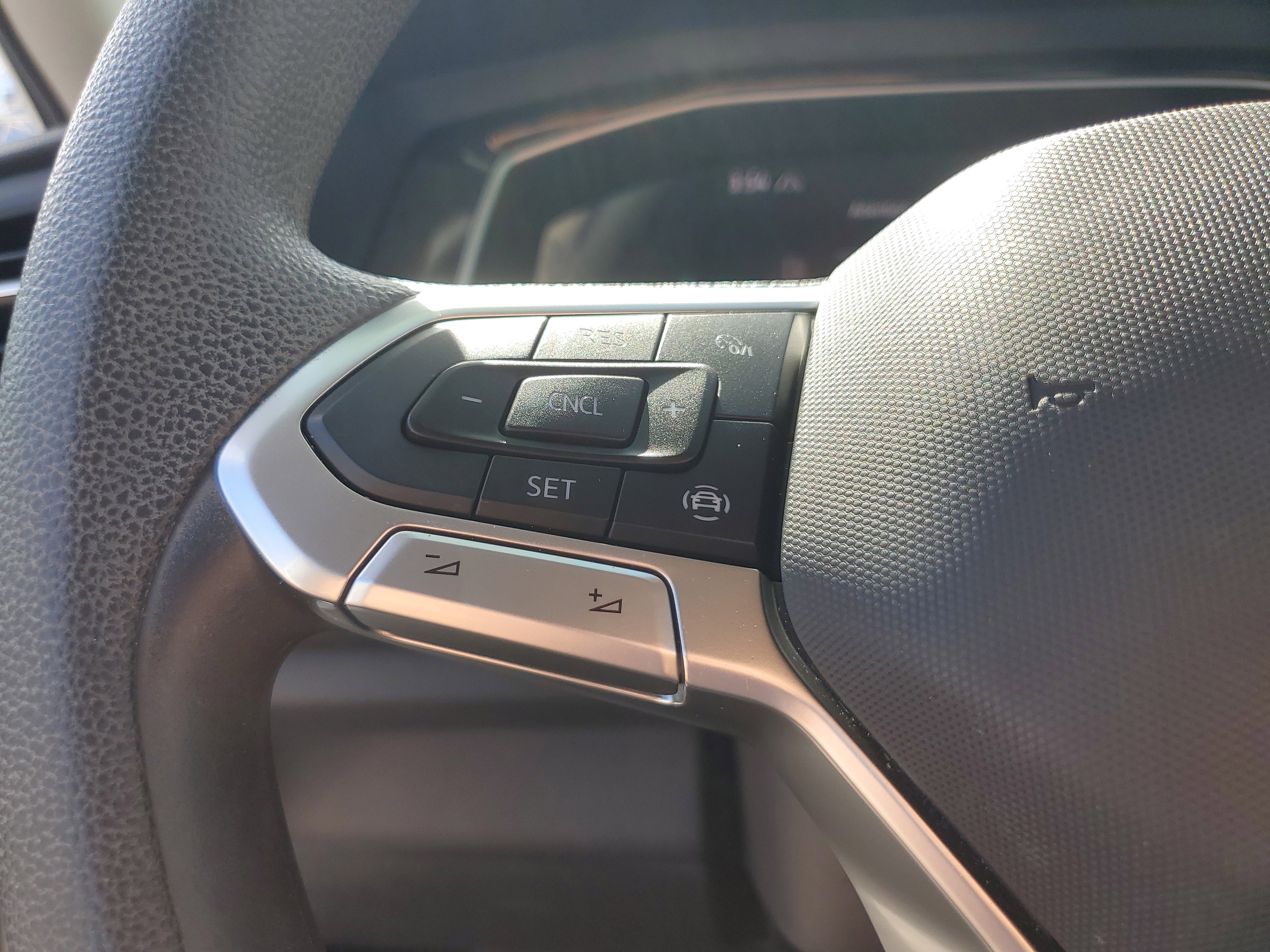 Certified 2023 Volkswagen Jetta S image 28