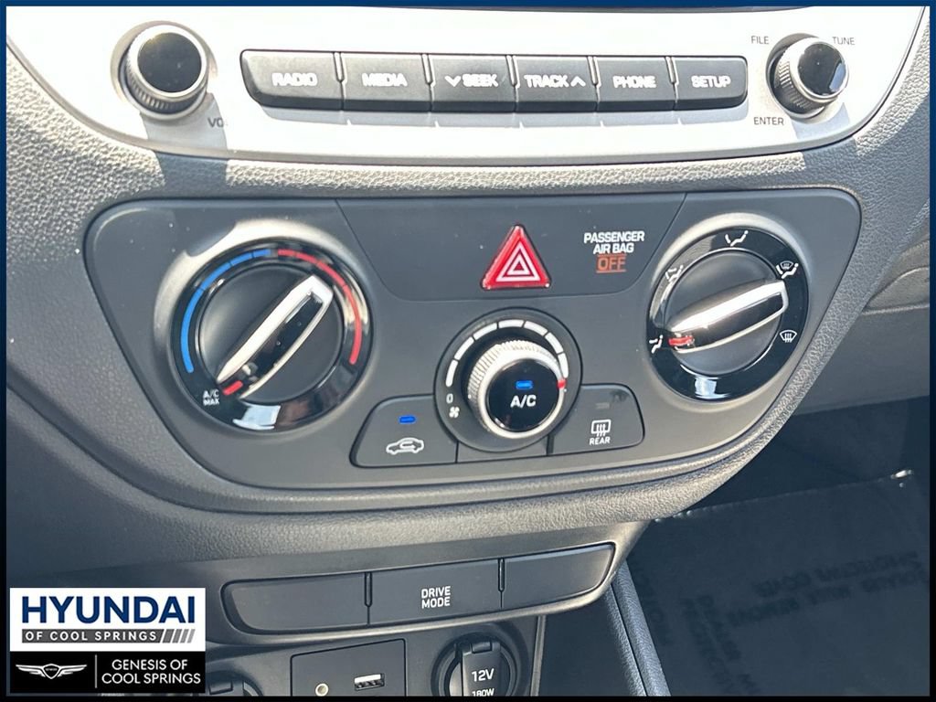 Used 2022 Hyundai Accent SE FWD image 26