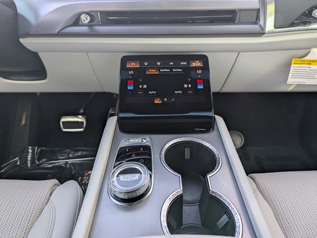New 2026 Cadillac Vistiq Luxury AWD/4WD image 21
