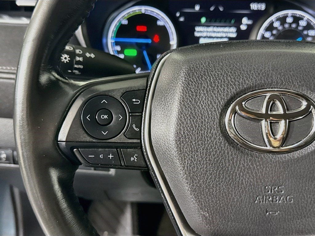 Used 2024 Toyota Venza LE AWD/4WD image 13