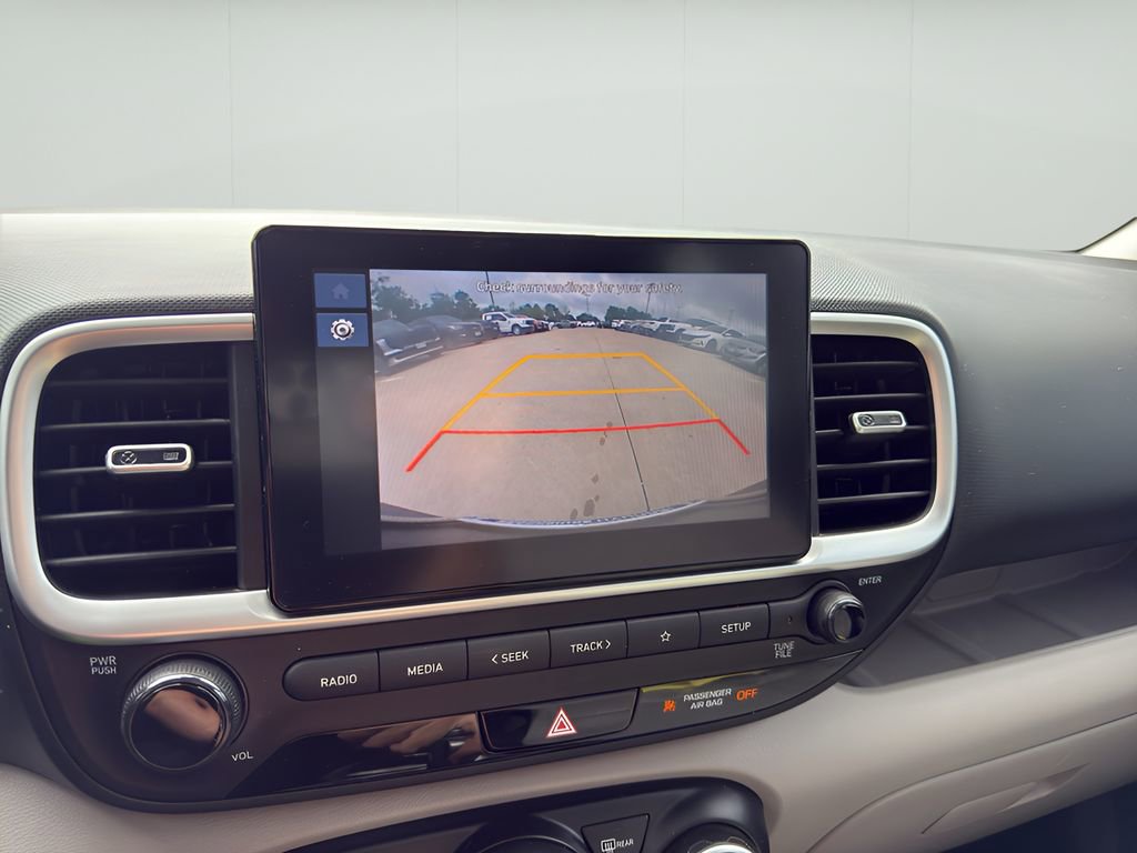 Used 2023 Hyundai Venue SEL w/ Cargo Package image 13