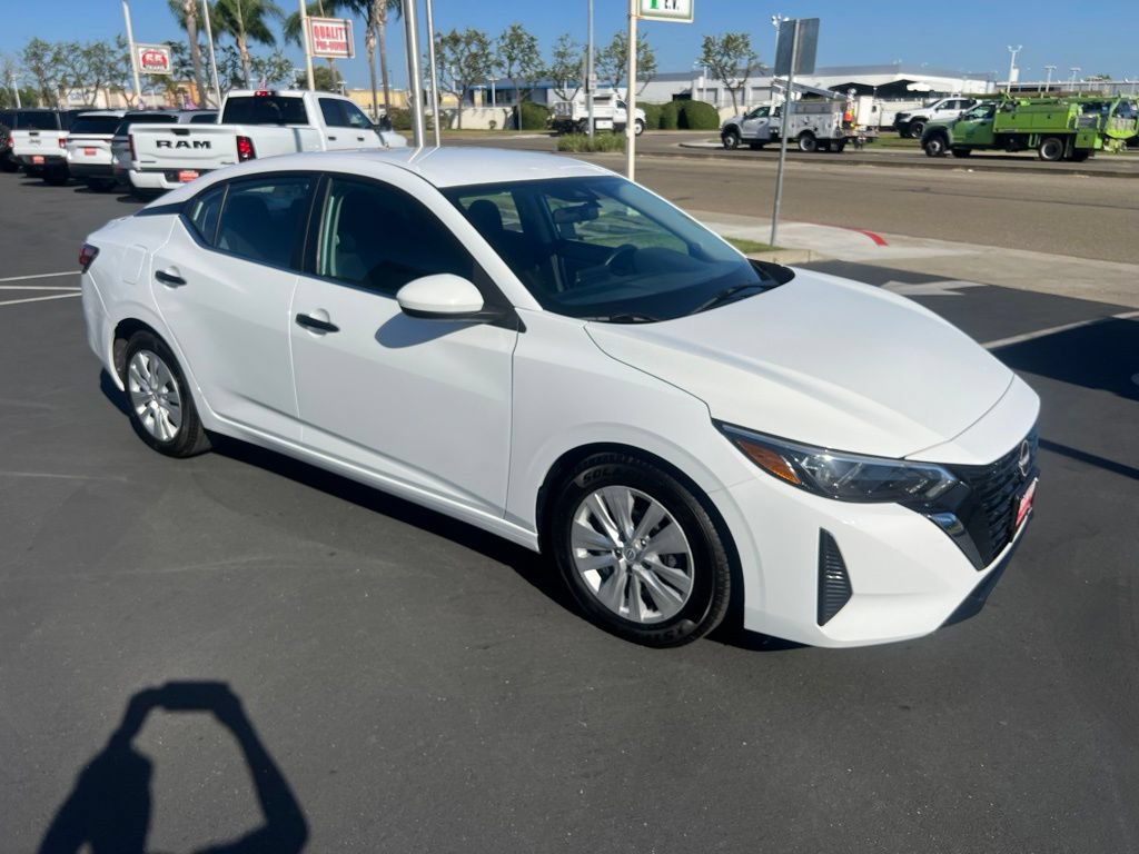 Used 2025 Nissan Sentra S FWD image 14