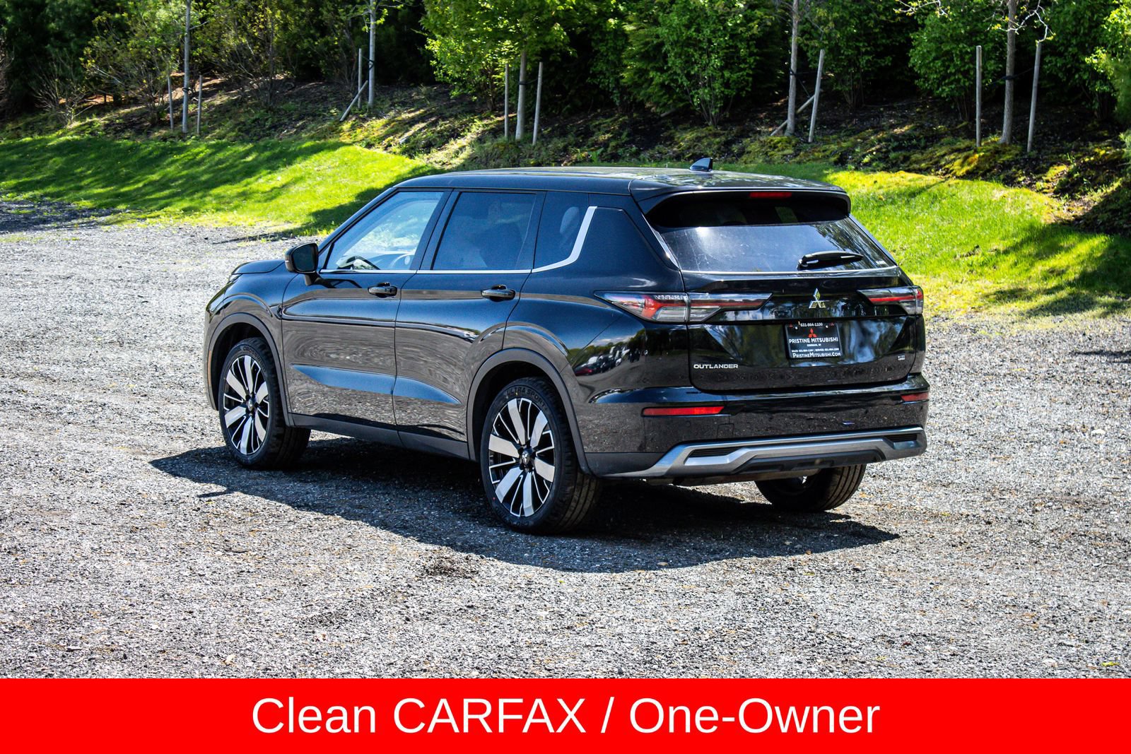 Used 2025 Mitsubishi Outlander SE AWD/4WD image 5