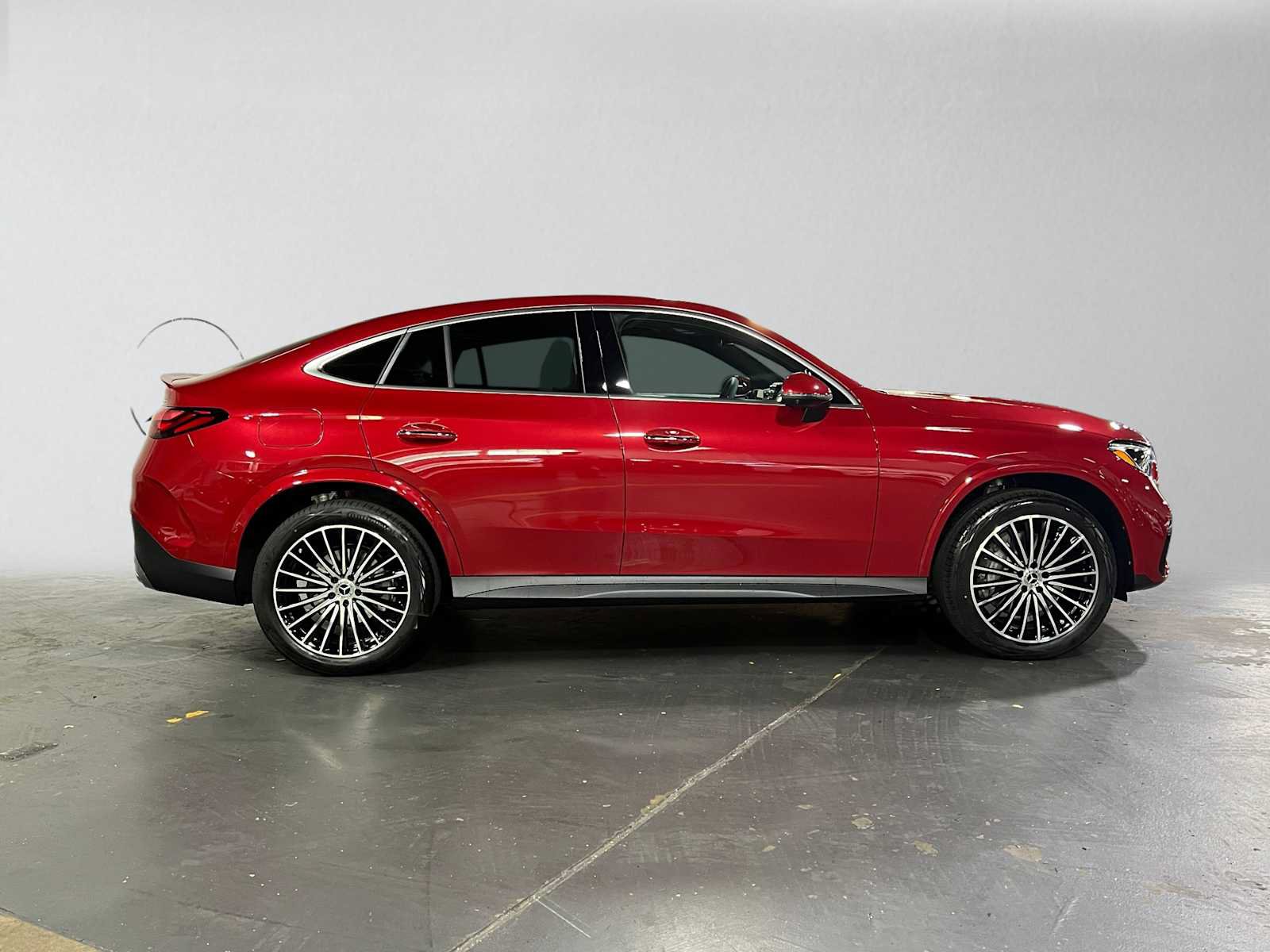 New 2027 Mercedes-Benz GLC 300 4MATIC image 2