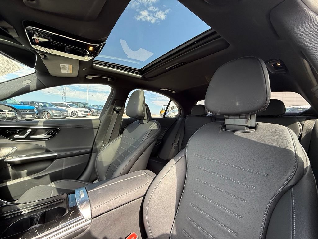 Used 2024 Mercedes-Benz C 300 Sedan image 18