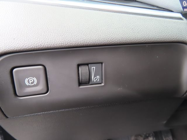 Used 2022 Buick Enclave Essence w/ Experience Buick Package AWD/4WD image 44