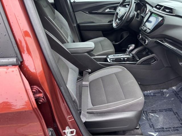 Used 2021 Chevrolet TrailBlazer LT w/ Convenience Package image 28