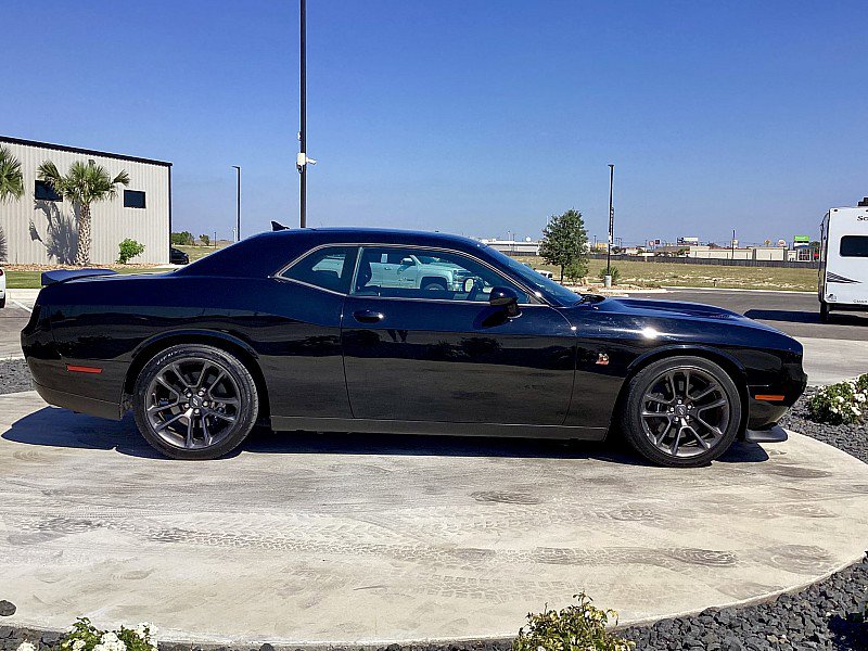 Used 2021 Dodge Challenger R/T Scat Pack image 4