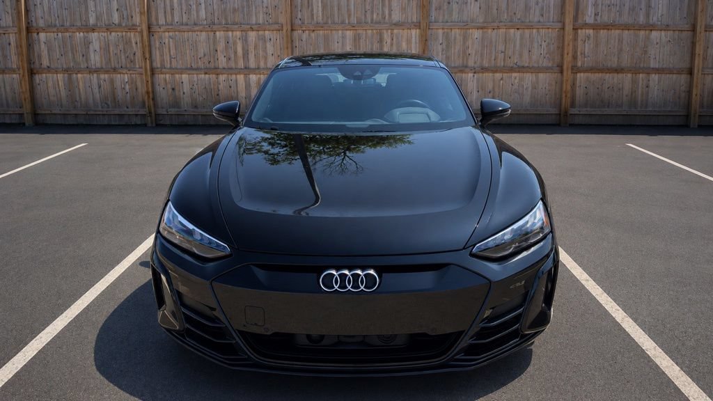 Used 2023 Audi e-tron GT Premium Plus AWD/4WD image 12