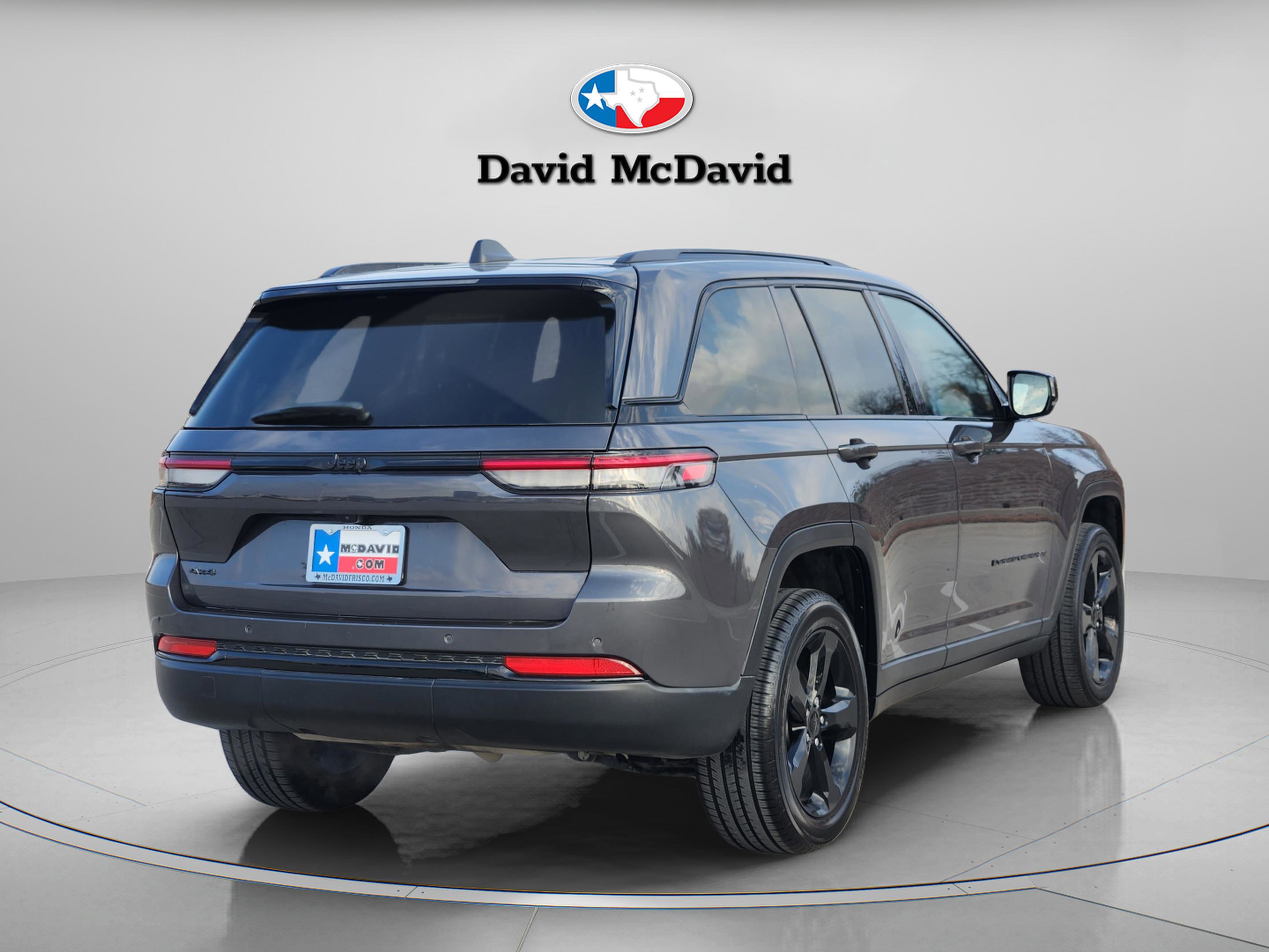 Used 2022 Jeep Grand Cherokee Altitude image 6